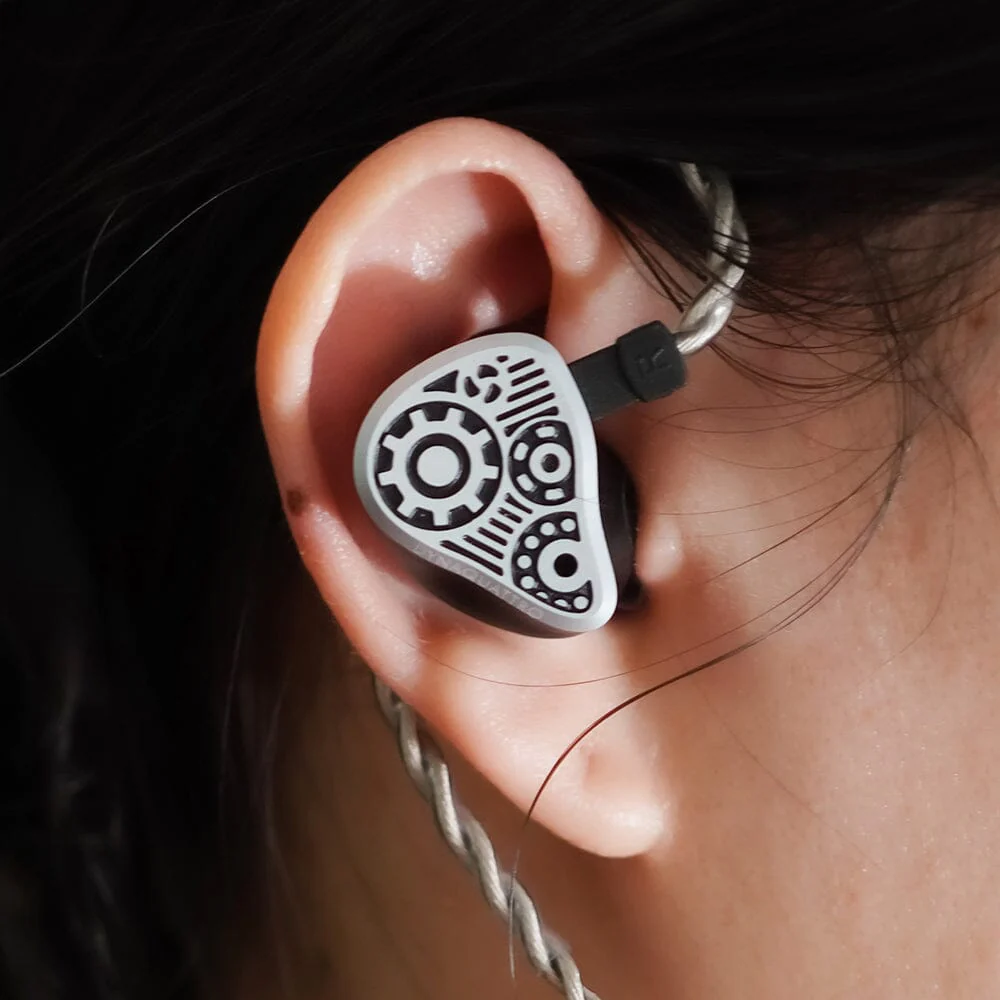 Binary Dynaquattro 4 Dynamic Driver IEMs - Image 6